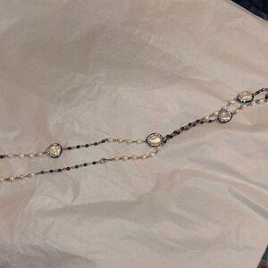 Elegant Pearl and Silver Women's Necklace